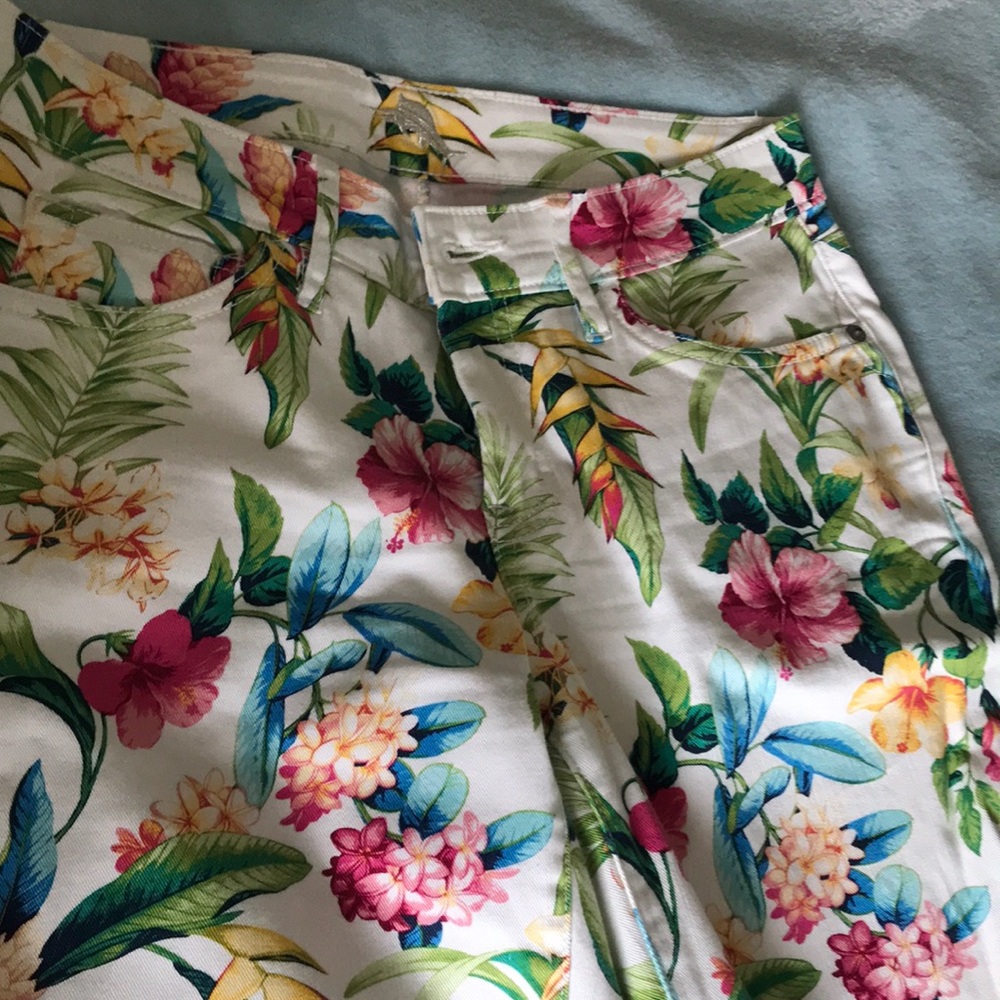 Tommy Bahama Floral Skinny Jeans